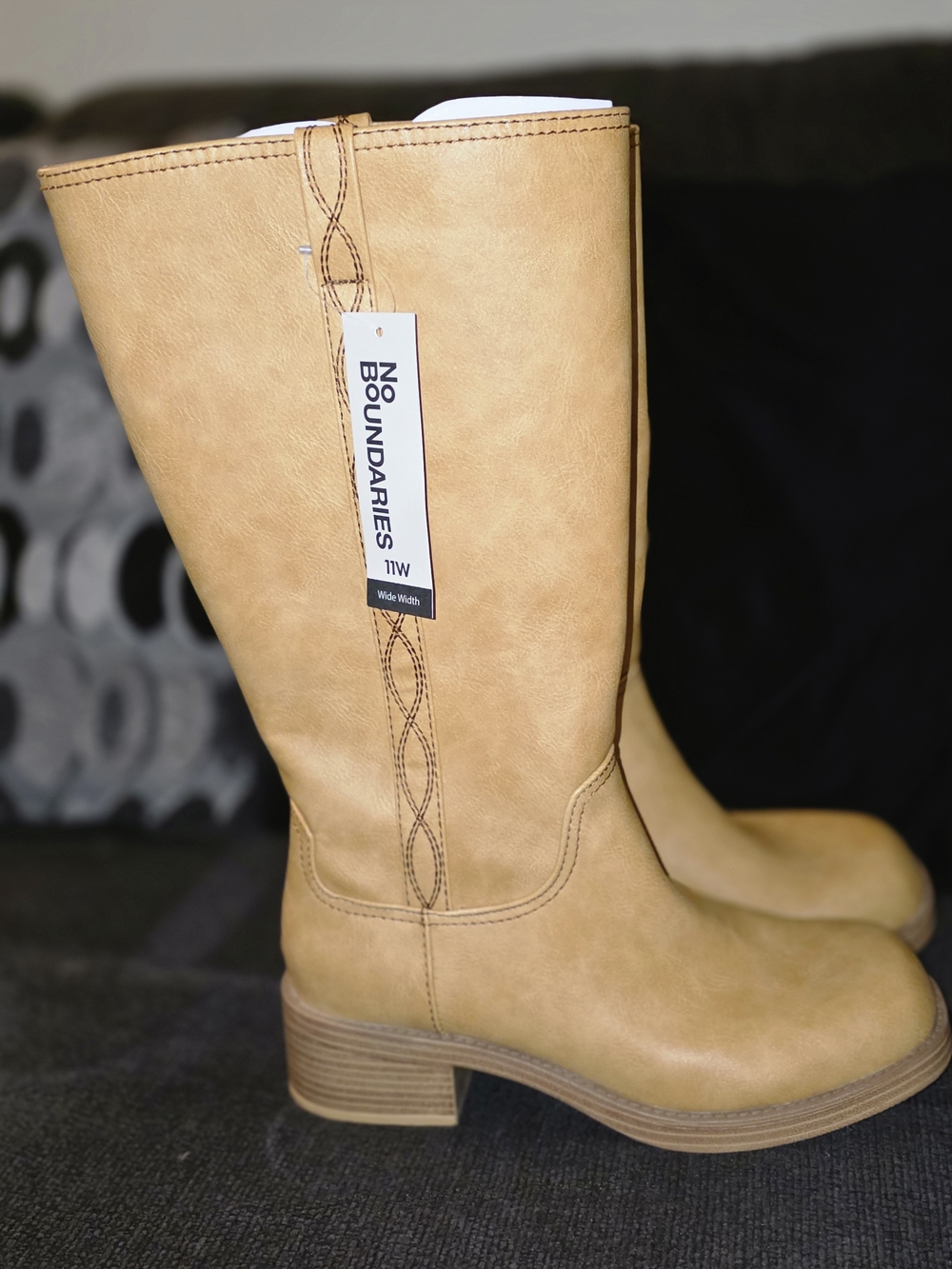 No Boundaries Women's Tan Mid-Calf Block Heel Boots